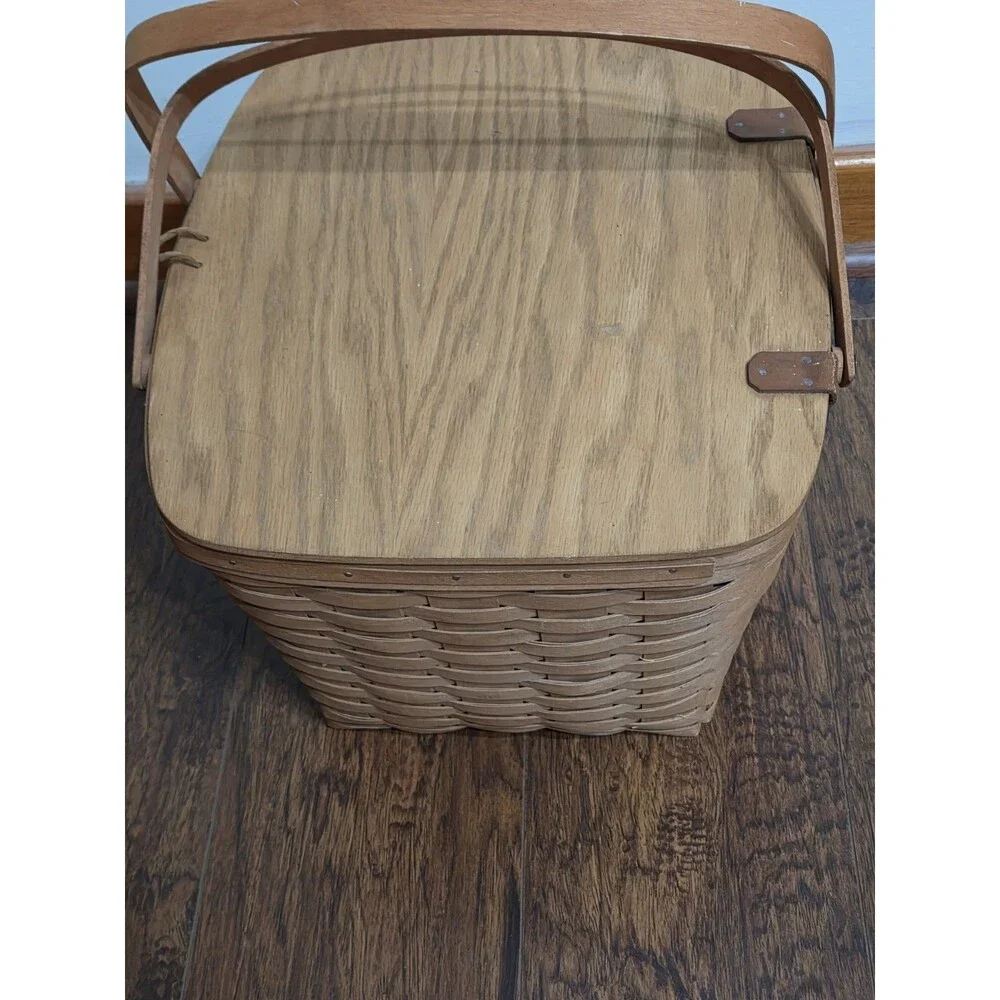 Vintage Longaberger Large Picnic Basket With Lid & Riser 1989 USA